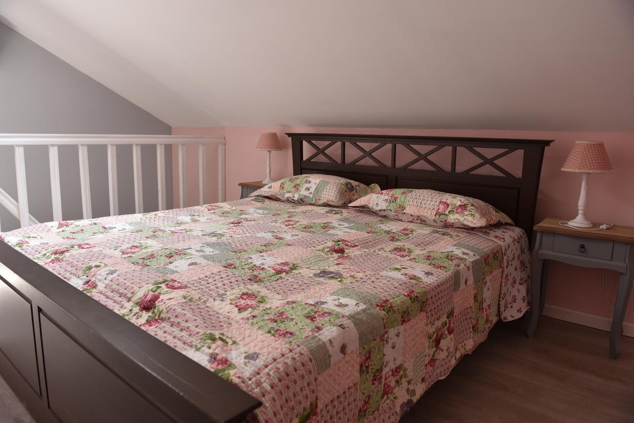 Guest House Romantika Panzio Gyula Buitenkant foto