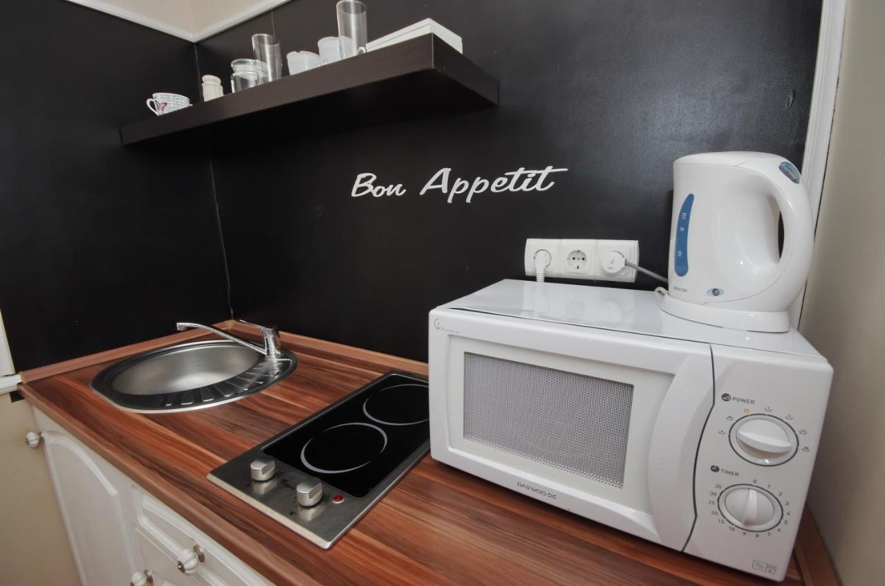 Guest House Romantika Panzio Gyula Buitenkant foto